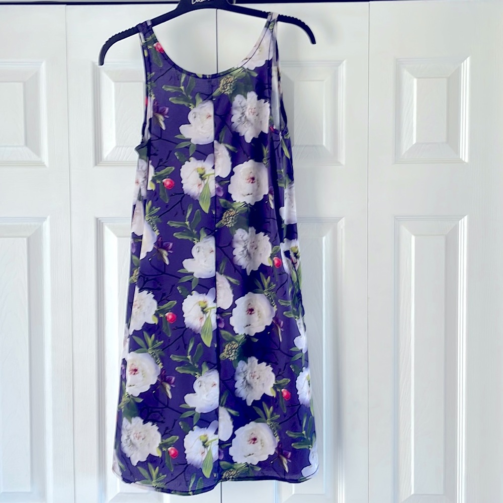 Oiselle summer dress